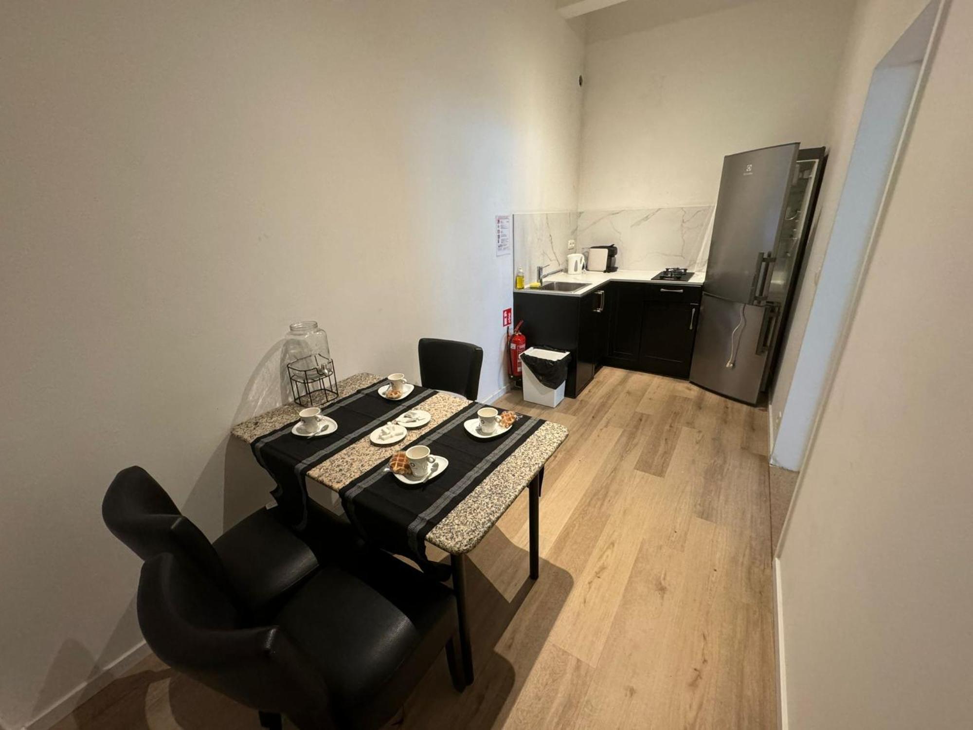 Garden Loft In City Center Meir 1Fl Антверпен Экстерьер фото
